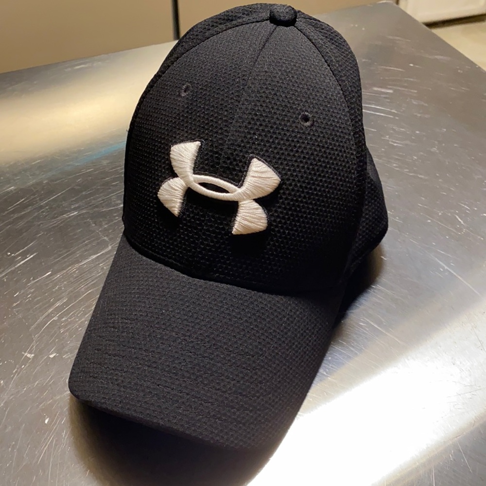 Under Armour hat